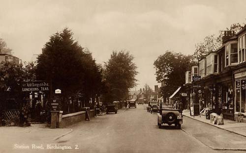 Centre approx 1926